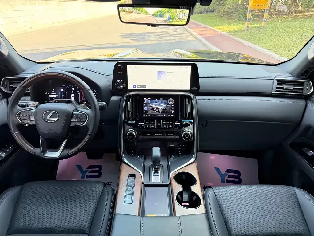 Lexus LX 2025 из CN, фото 6
