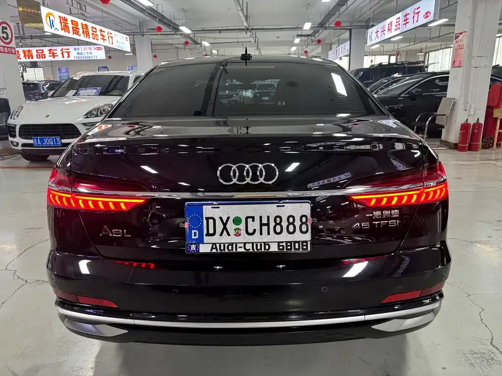 Audi A6L — фото 6