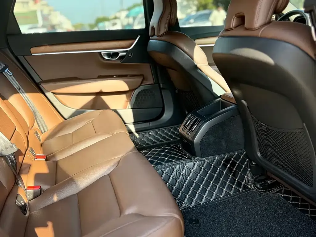 Volvo S90 — фото 2