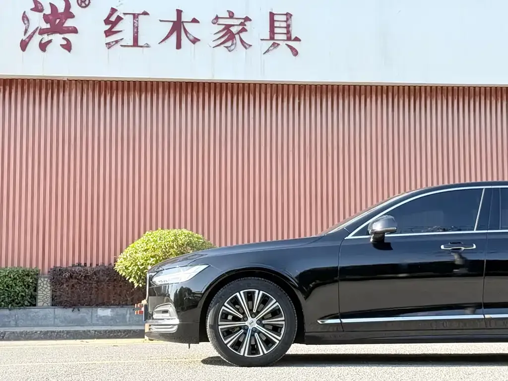 Volvo S90 — фото 8