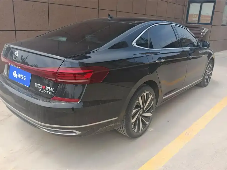 Volkswagen Passat — фото 4