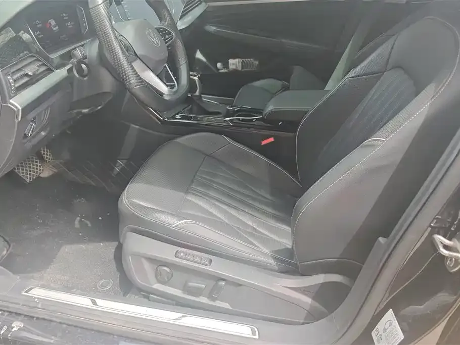 Volkswagen Passat — фото 7