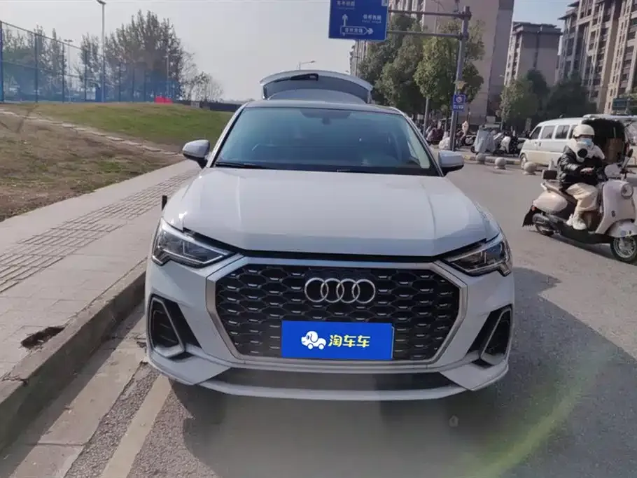 Audi Q3 Sportback — фото 5