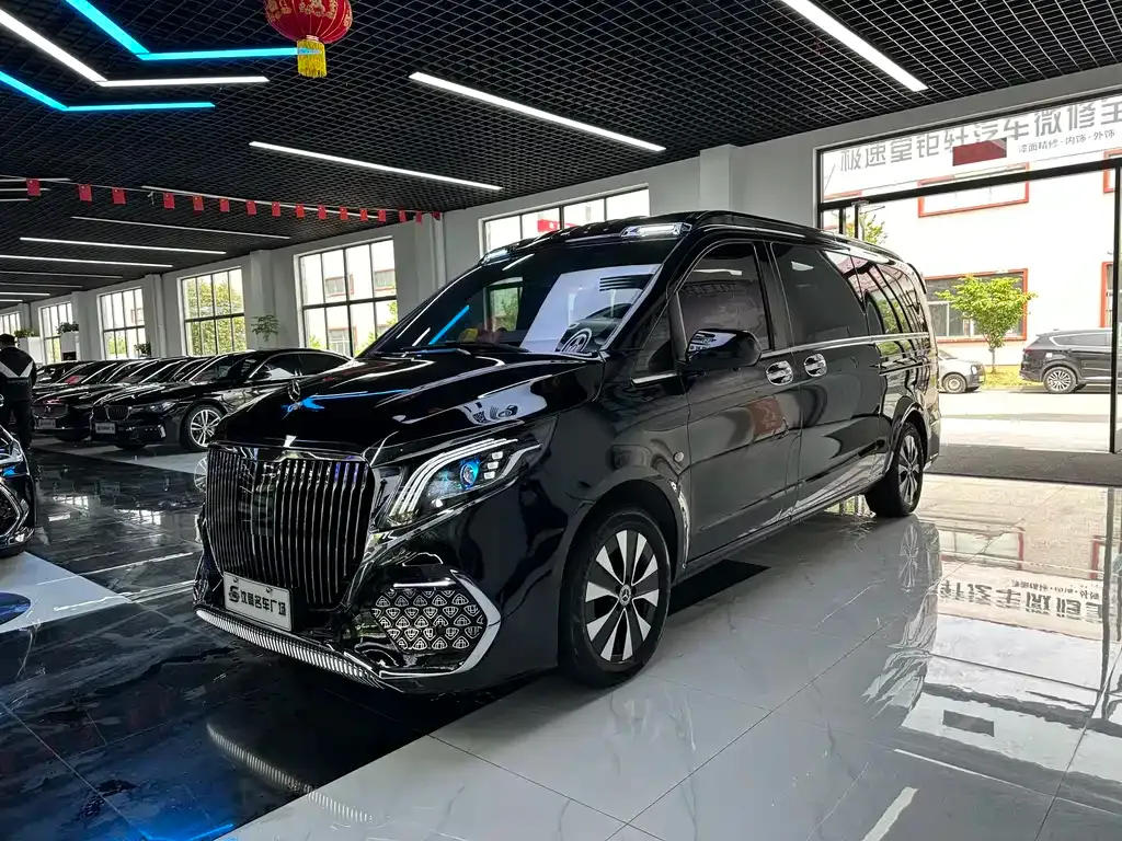 Mercedes-Benz Vito — фото 1