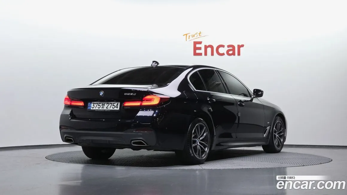 BMW 5-Series 2021 из KR, фото 4