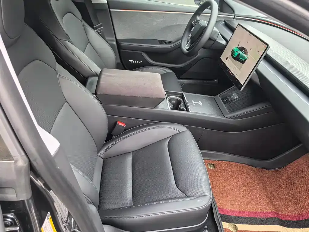 Tesla Model 3 — фото 3