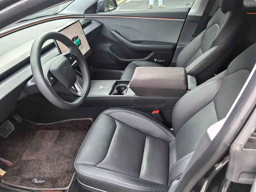 Tesla Model 3 — фото 2