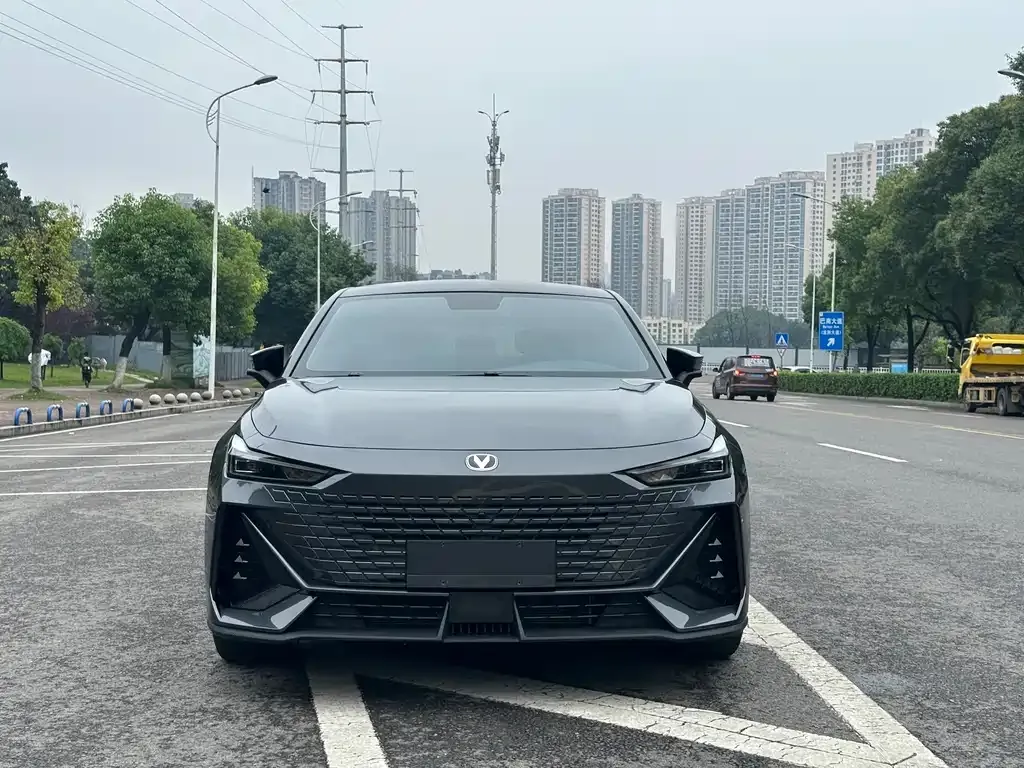Changan UNI-V 2023 из CN, фото 5