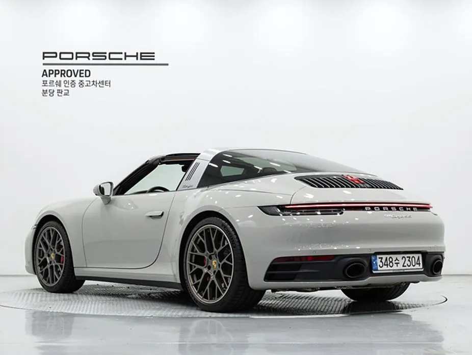 Porsche 911 2024 из KR, фото 4