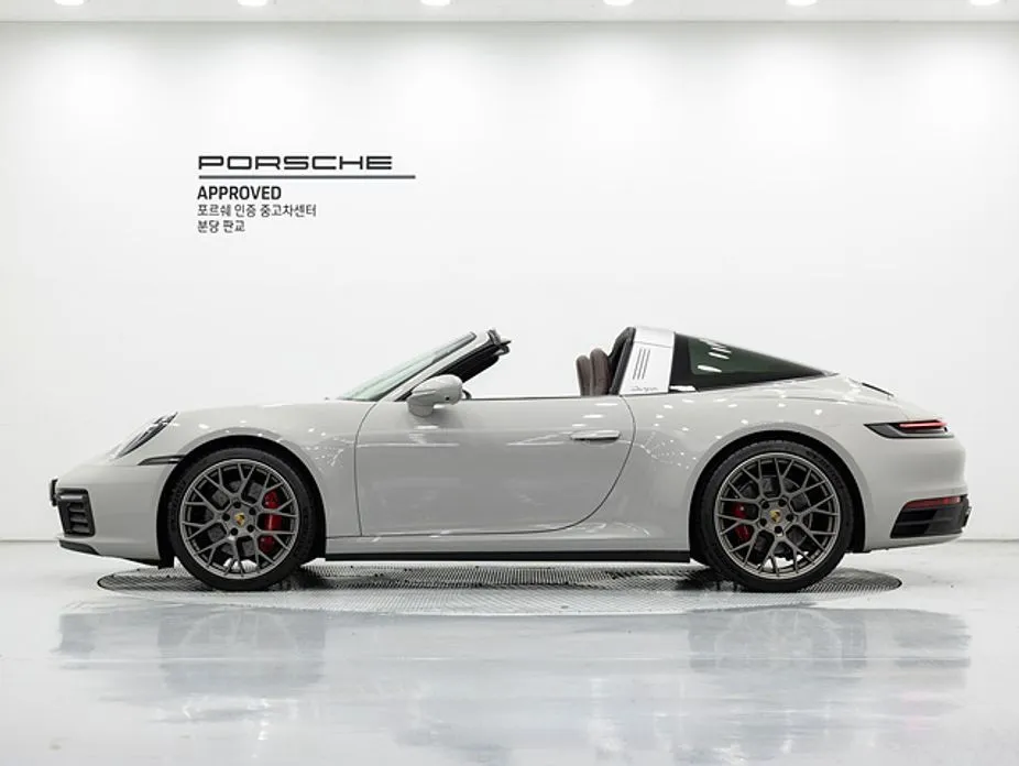 Porsche 911 2024 из KR, фото 7