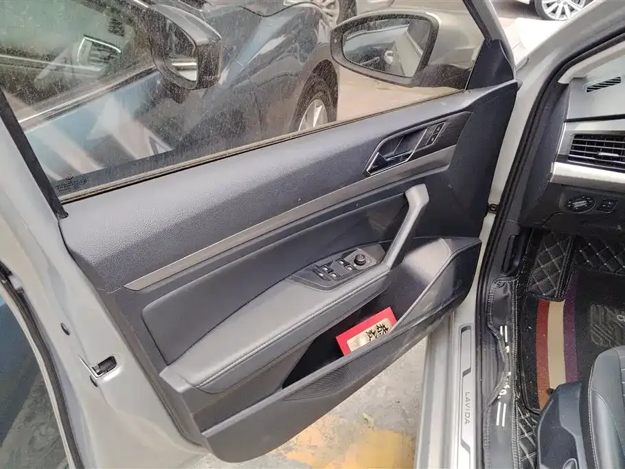 Volkswagen Lavida 2021 из CN, фото 5