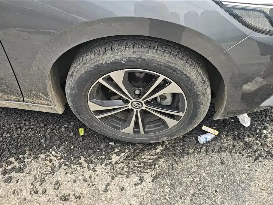 Nissan Sylphy 2023 из CN, фото 2