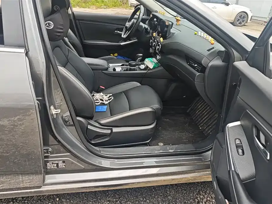 Nissan Sylphy 2023 из CN, фото 3