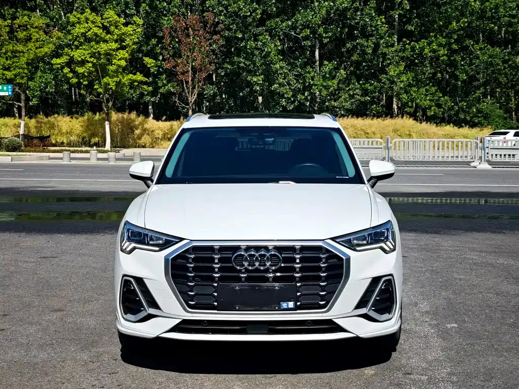Audi Q3 — фото 9
