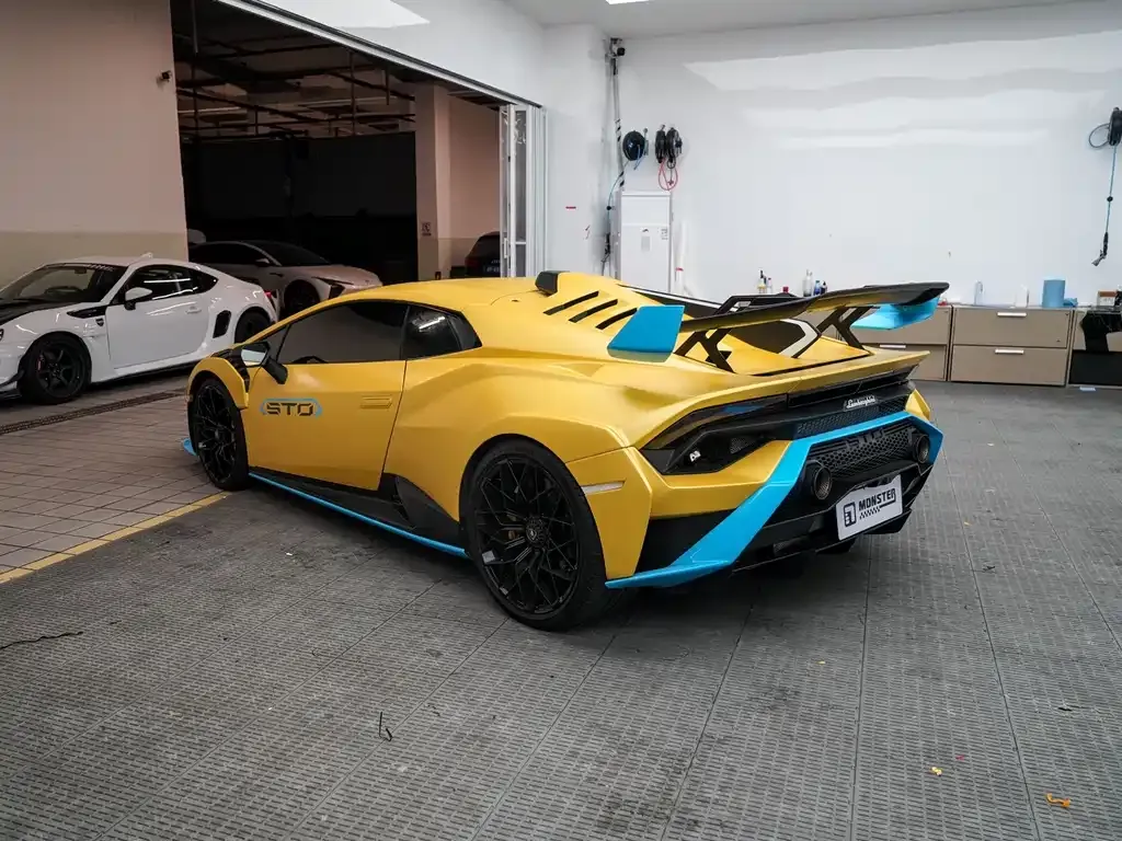 Lamborghini Huracan — фото 10
