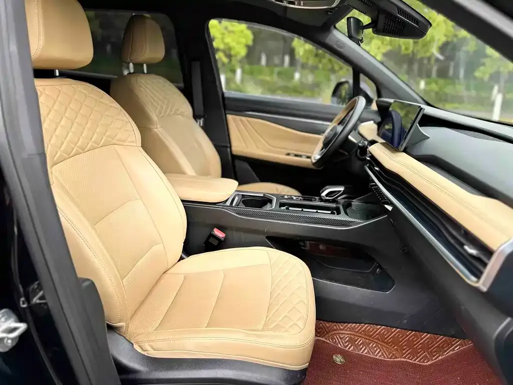 Geely Haoyue L 2023 из CN, фото 8