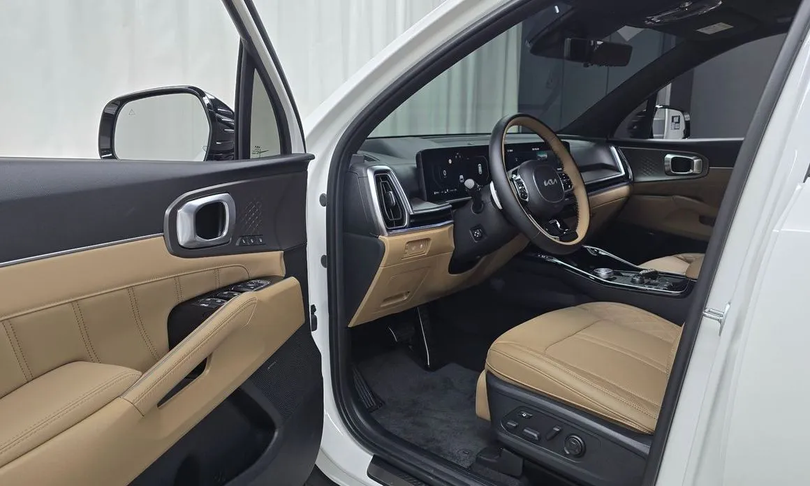 Kia Sorento — фото 6