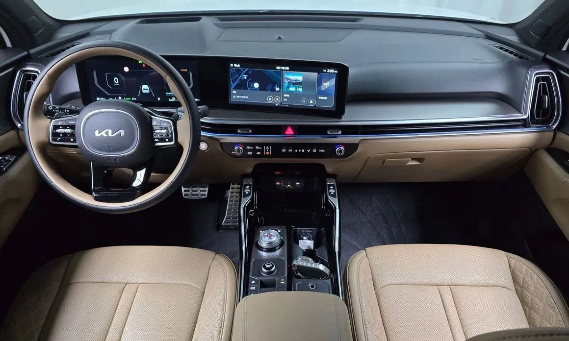 Kia Sorento — фото 10