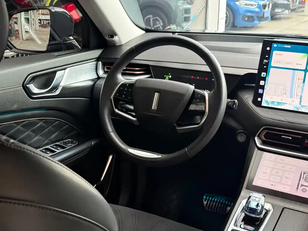 Wey Latte DHT-PHEV 2022 из CN, фото 5