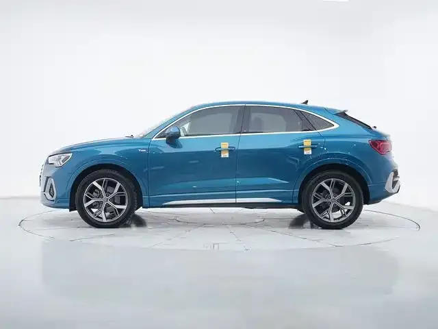 Audi Q3 Sportback — фото 9