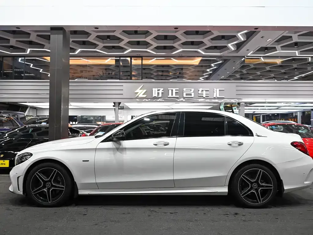Mercedes-Benz C-Class — фото 2