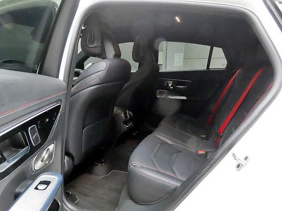 Mercedes-Benz GLC-Class 2024 из KR, фото 8