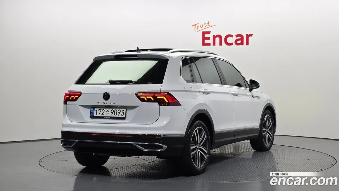 Volkswagen Tiguan 2021 из KR, фото 10