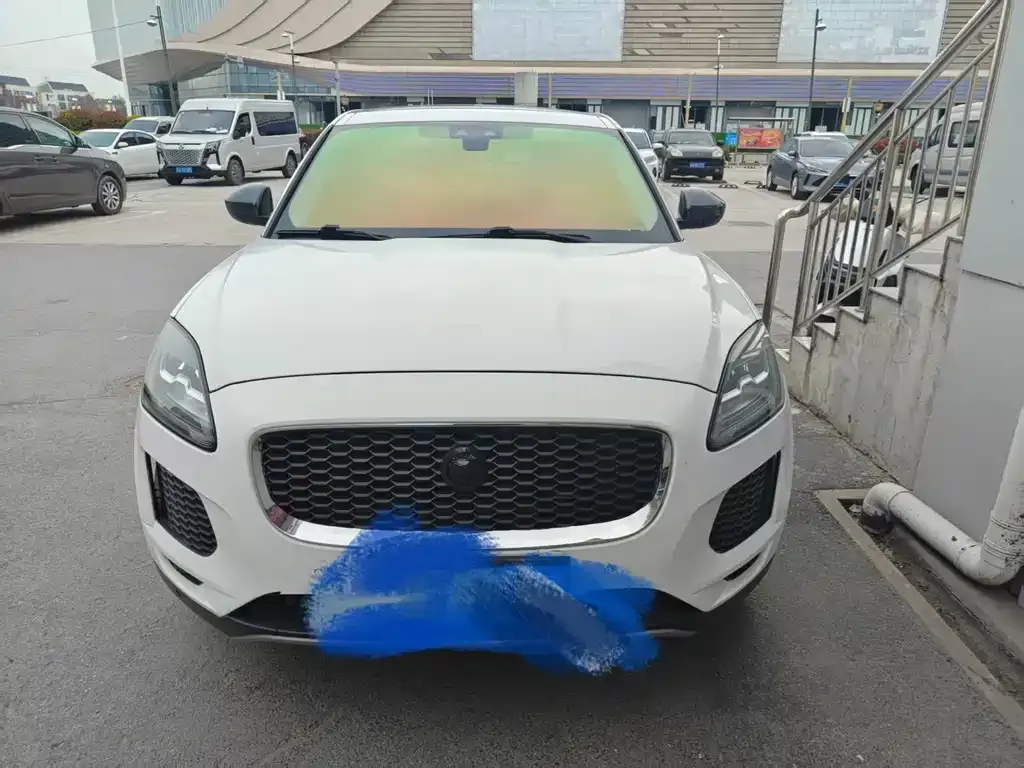Jaguar E-PACE
