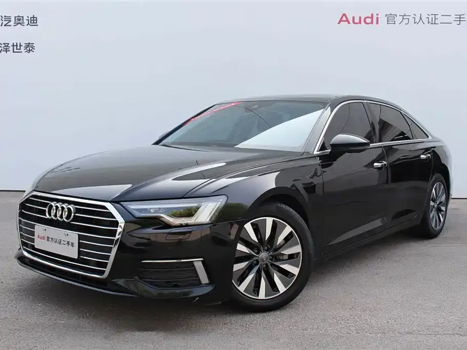 Audi A6L — фото 1