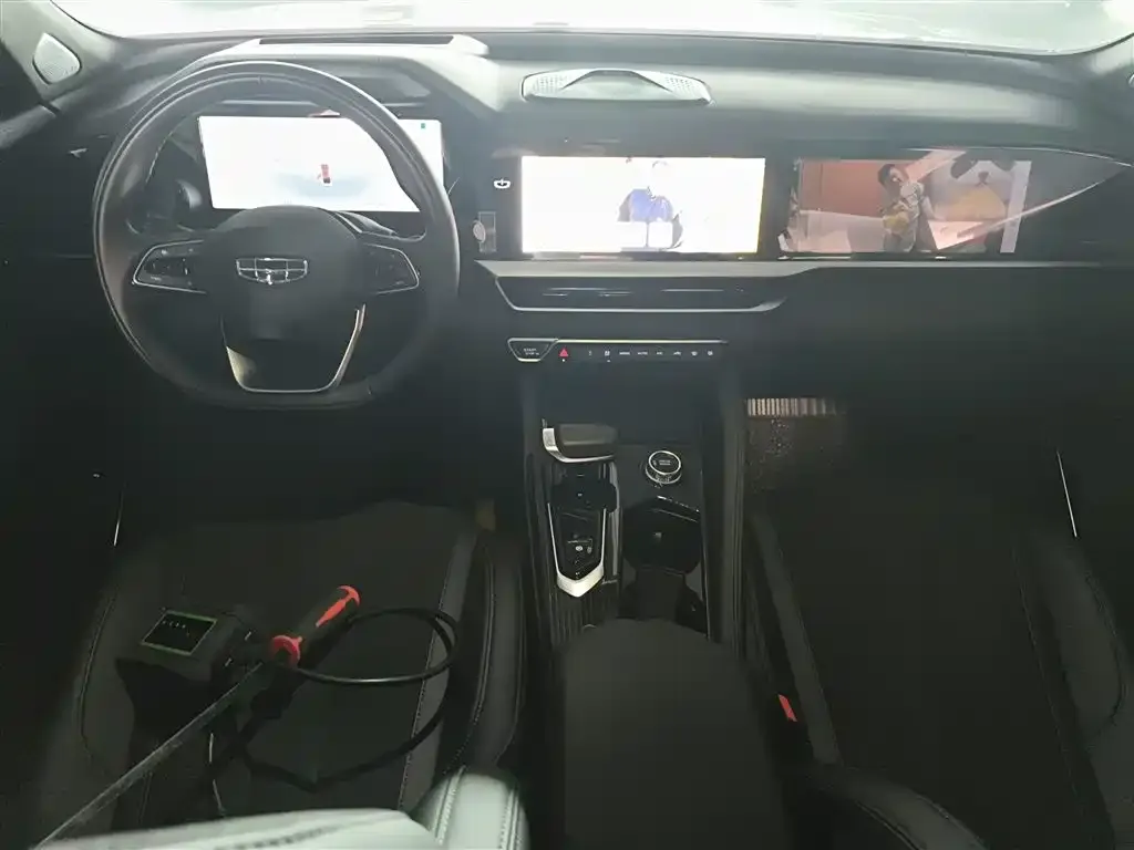 Geely Xingyue L 2025 из CN, фото 2
