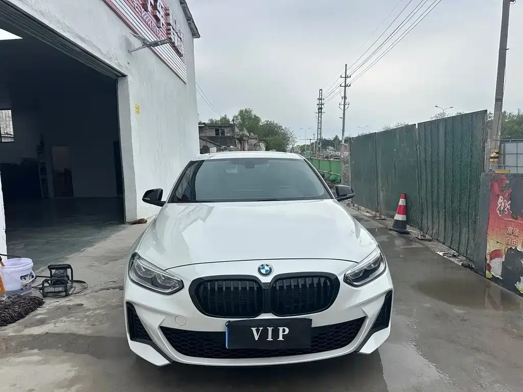 BMW 1 Series 2022 из CN, фото 2