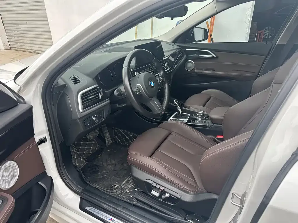 BMW 1 Series 2022 из CN, фото 7