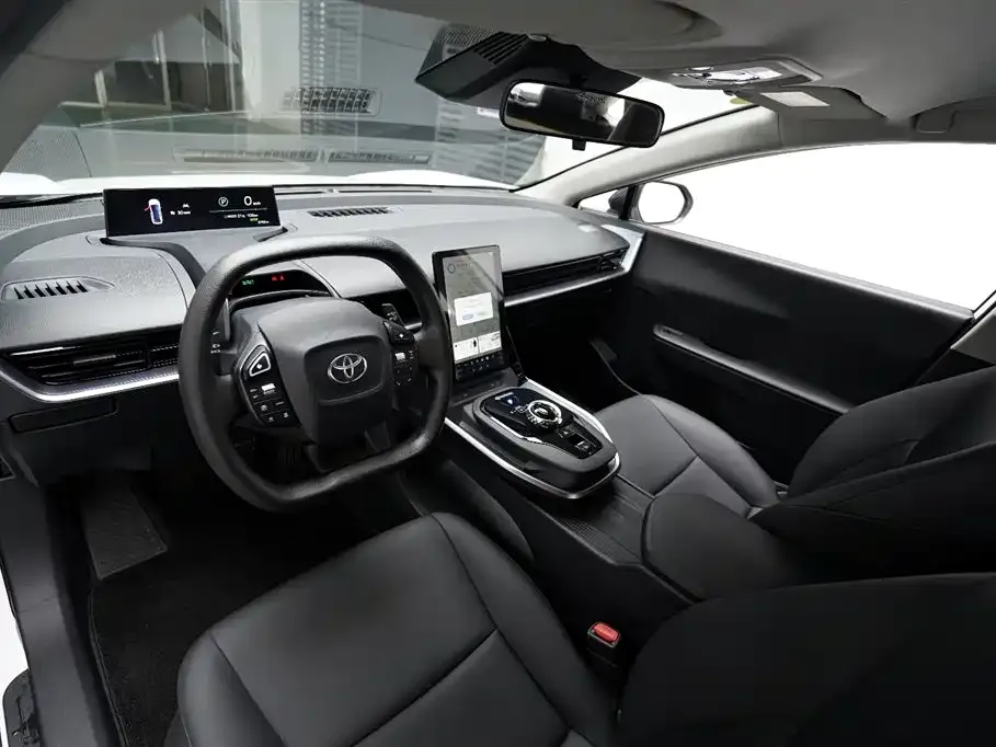 Toyota bZ3 2024 из CN, фото 10