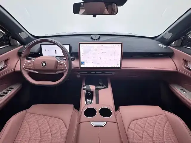 Changan UNI-Z New Energy 2025 из CN, фото 4