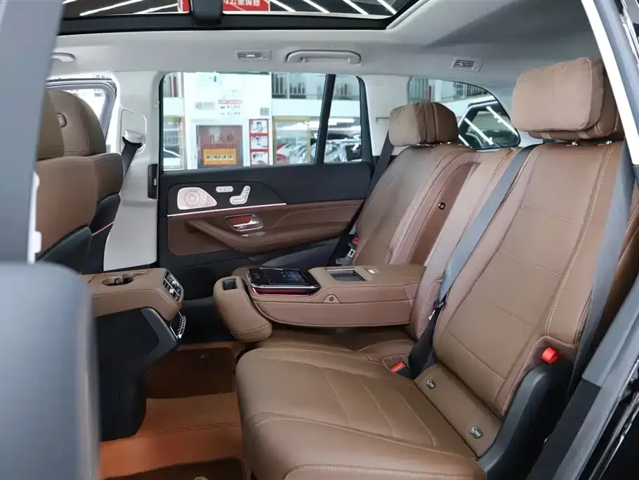 Mercedes-Benz GLS — фото 4