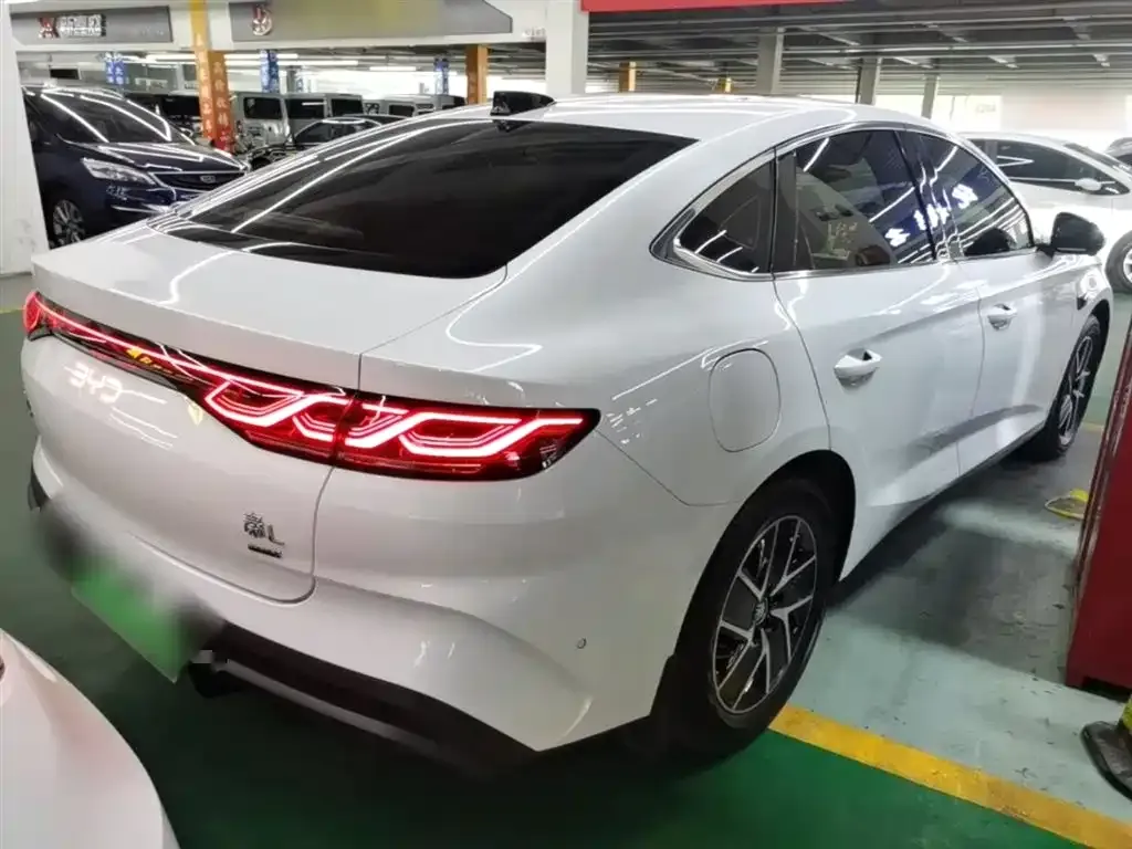 BYD Qin L — фото 3