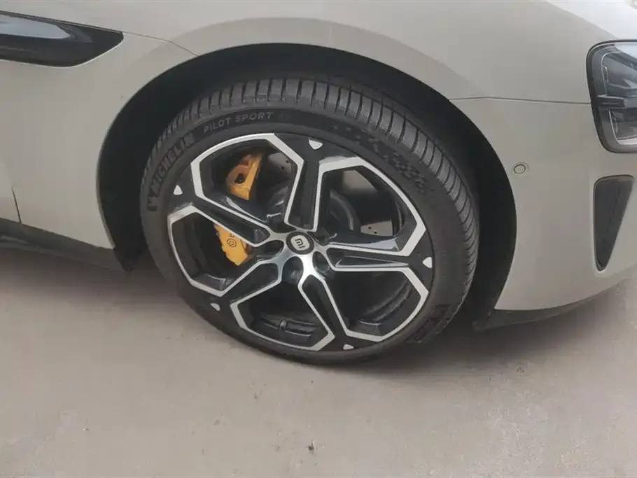 Xiaomi SU7 — фото 2