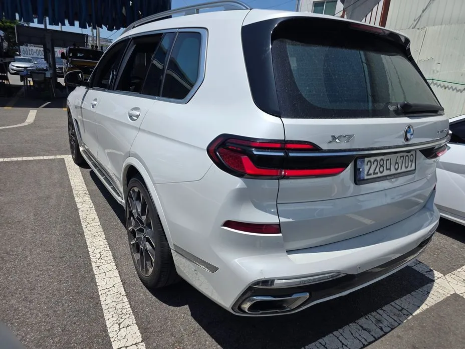 BMW X7 2024 из KR, фото 6