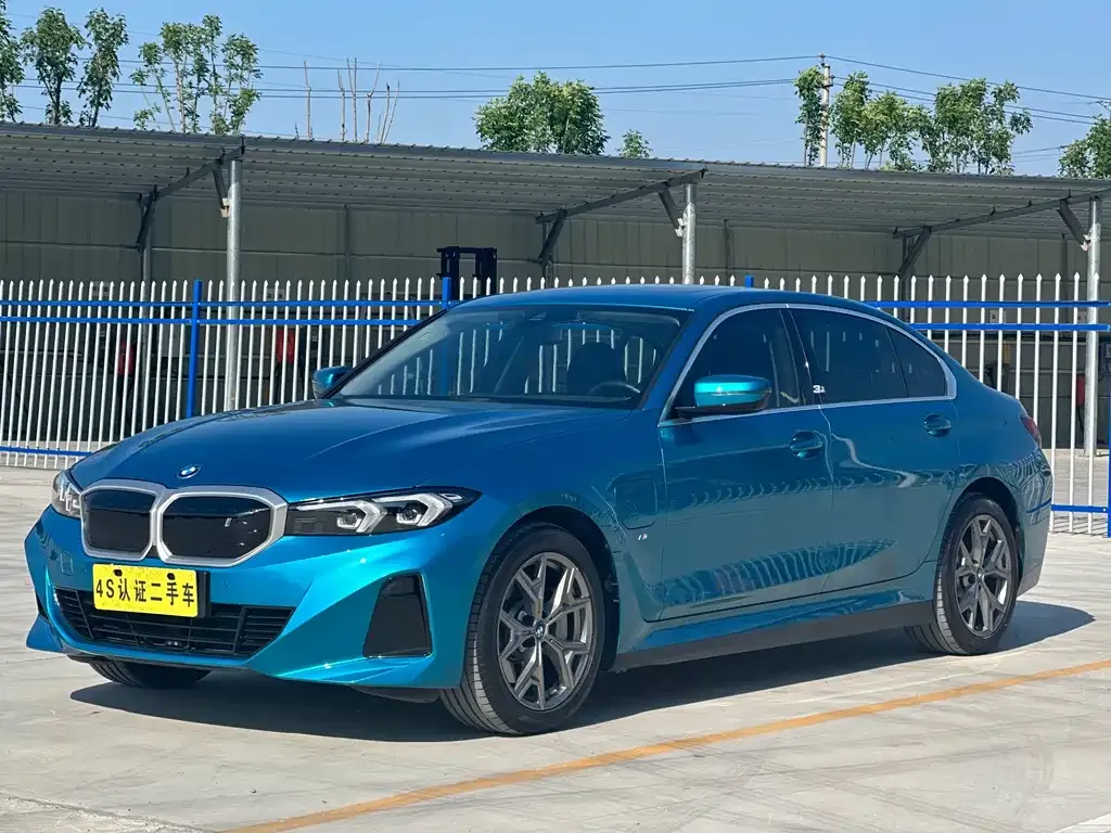 BMW i3 — фото 1