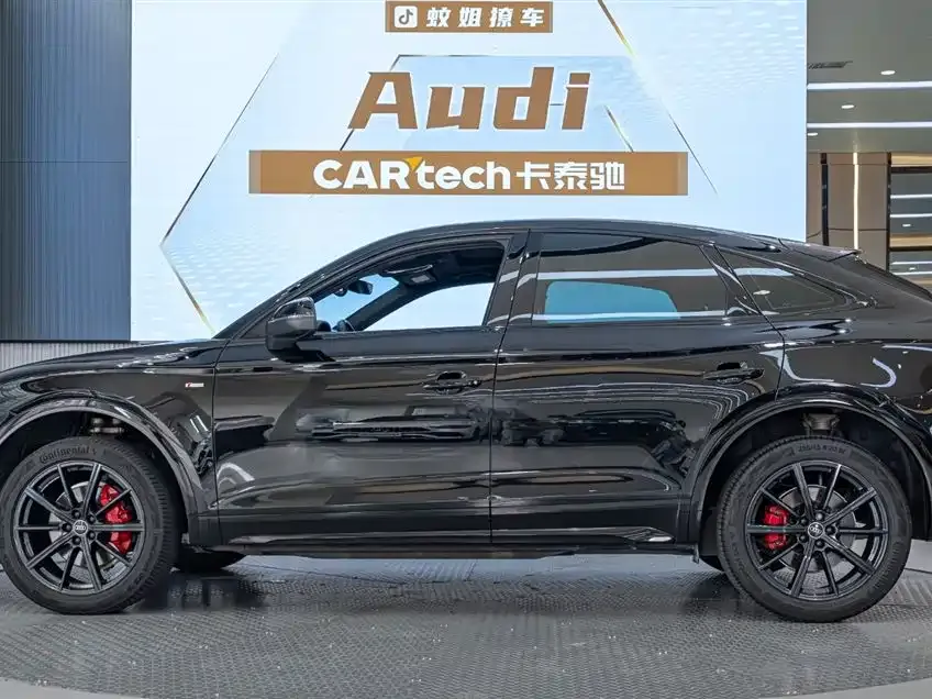 Audi Q5L Sportback 2023 из CN, фото 5