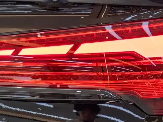 Audi Q5L Sportback 2023 из CN, фото 3