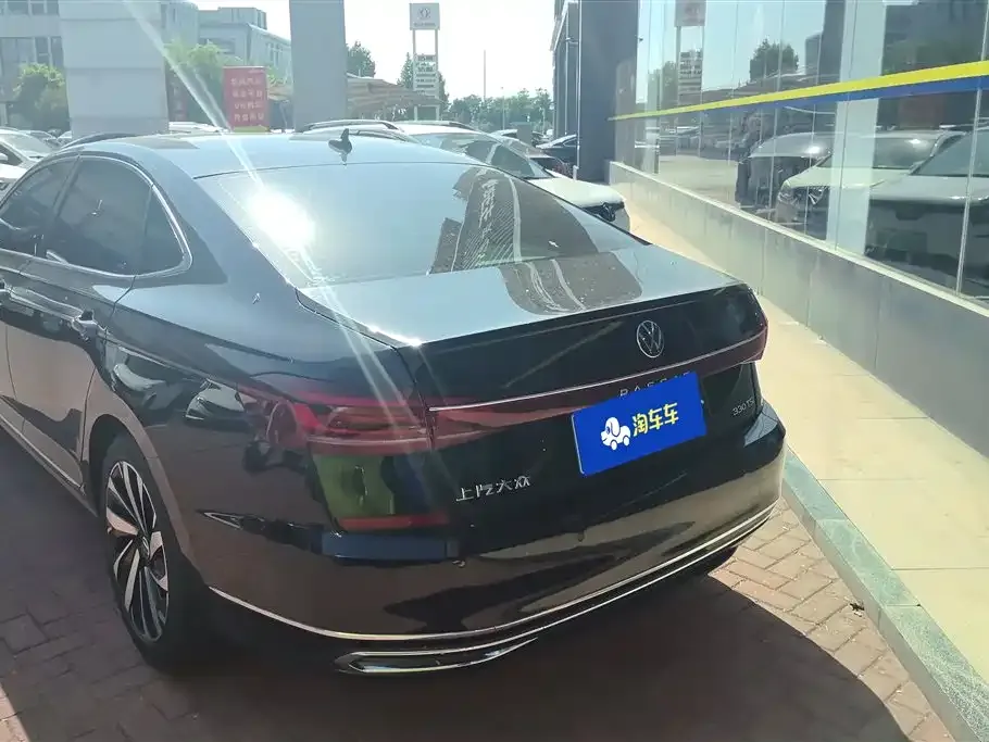Volkswagen Passat — фото 7