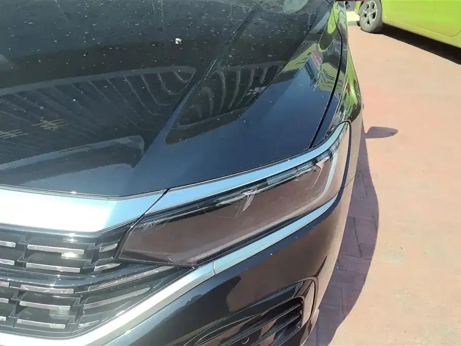 Volkswagen Passat — фото 10