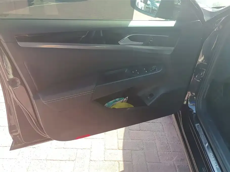 Volkswagen Passat — фото 4