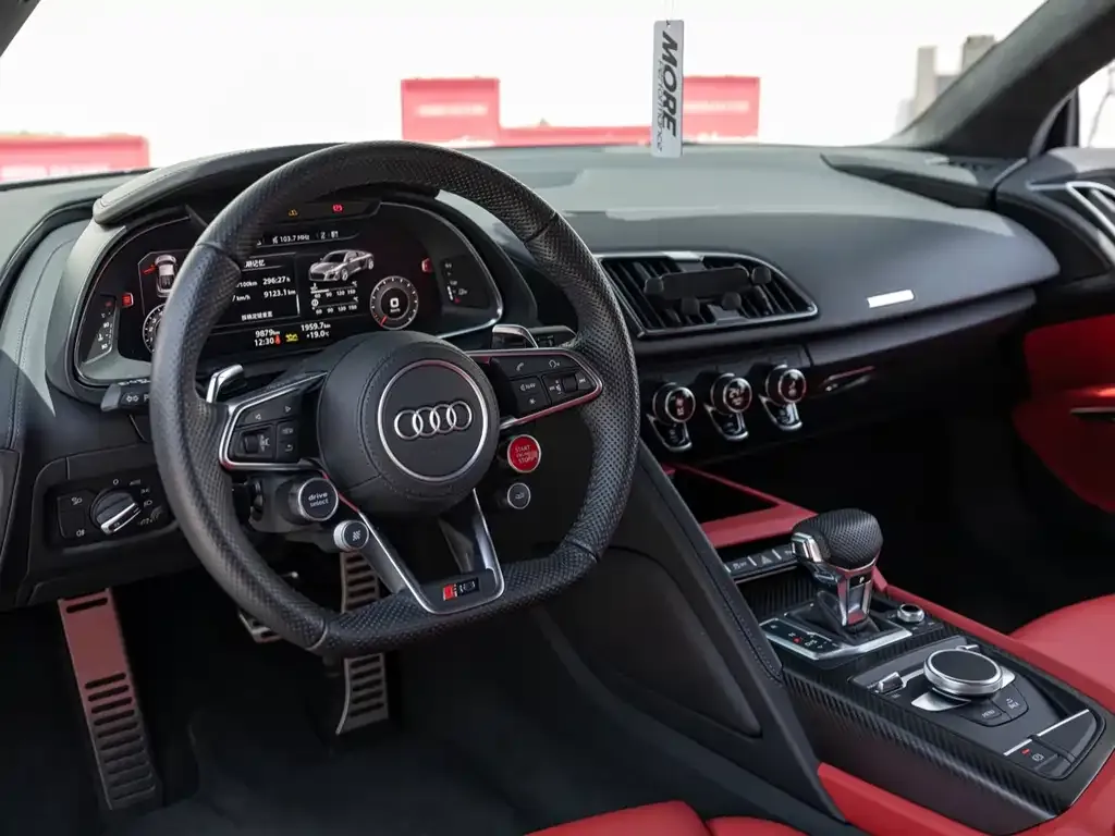 Audi R8 — фото 2