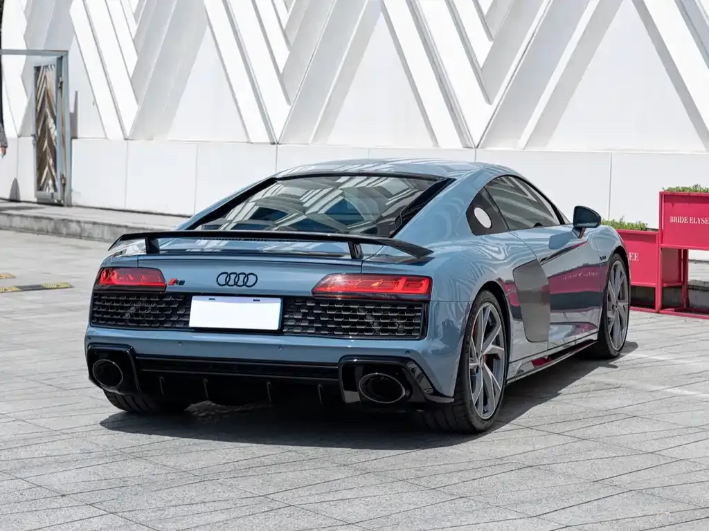 Audi R8 — фото 3