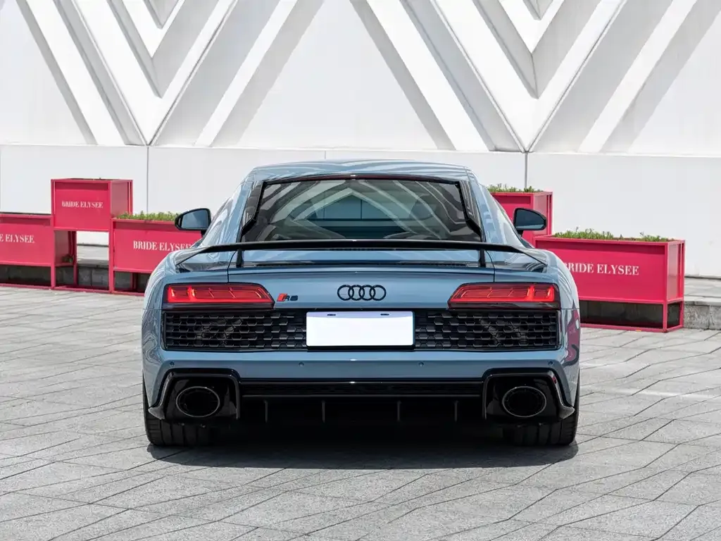 Audi R8 — фото 7