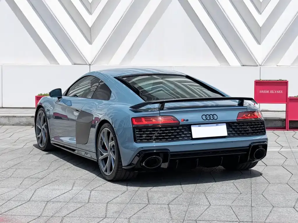 Audi R8 — фото 10