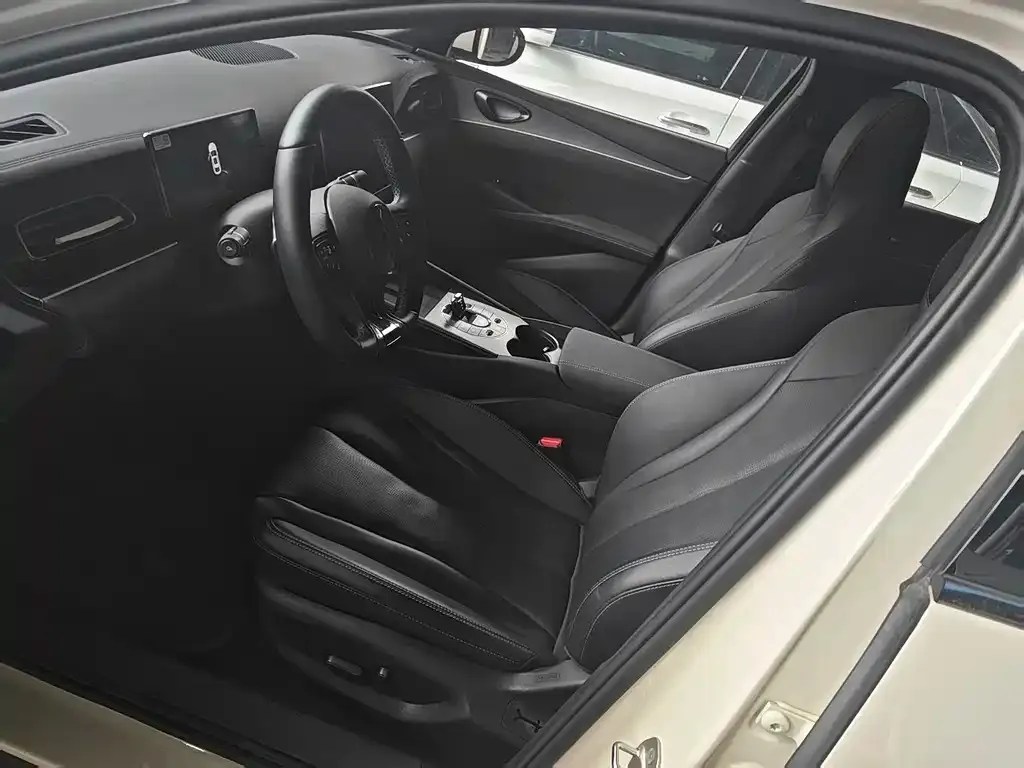 BYD Seal 06 — фото 10