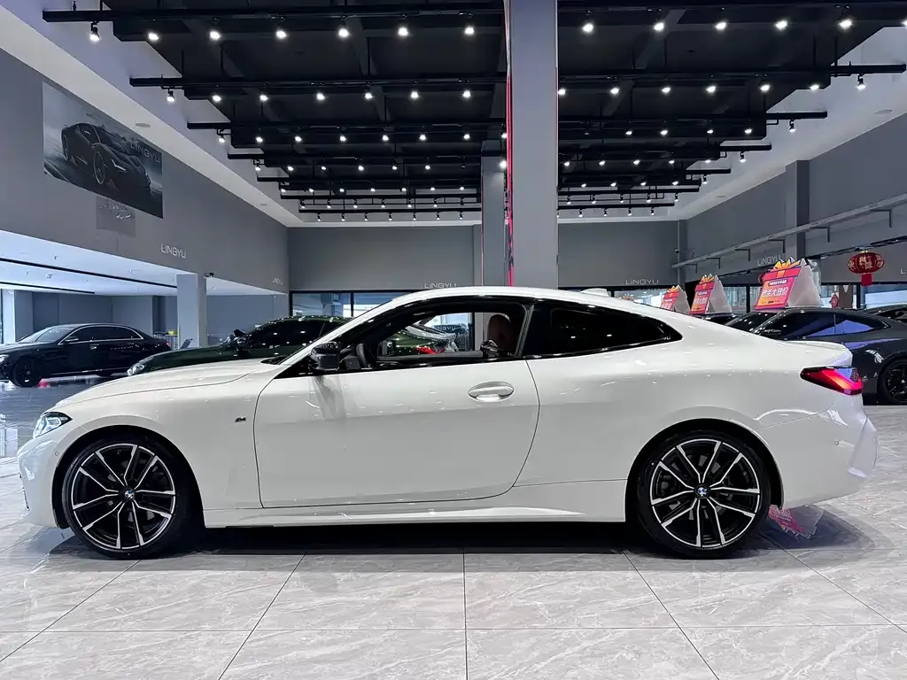 BMW 4 Series 2022 из CN, фото 8